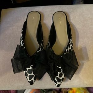 New without box Women’s Size 8 1/2 Ann Taylor Leopard flats